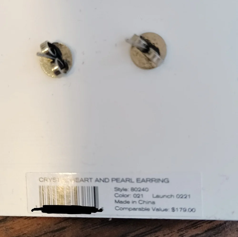 Tory Burch Pearl Earrings - Picture 3 of 4